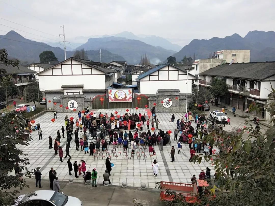 鶴鳴社區(qū)村最新項目，引領(lǐng)鄉(xiāng)村發(fā)展的典范之作，鶴鳴社區(qū)村最新項目，鄉(xiāng)村發(fā)展的典范引領(lǐng)之路